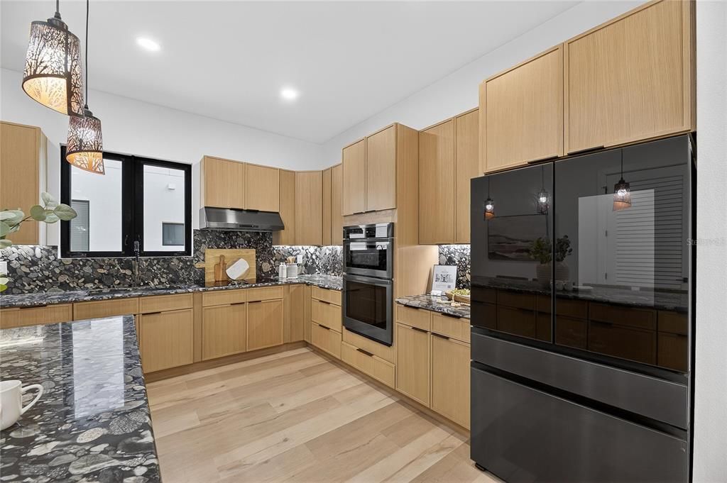 For Sale: $1,500,000 (4 beds, 4 baths, 3250 Square Feet)