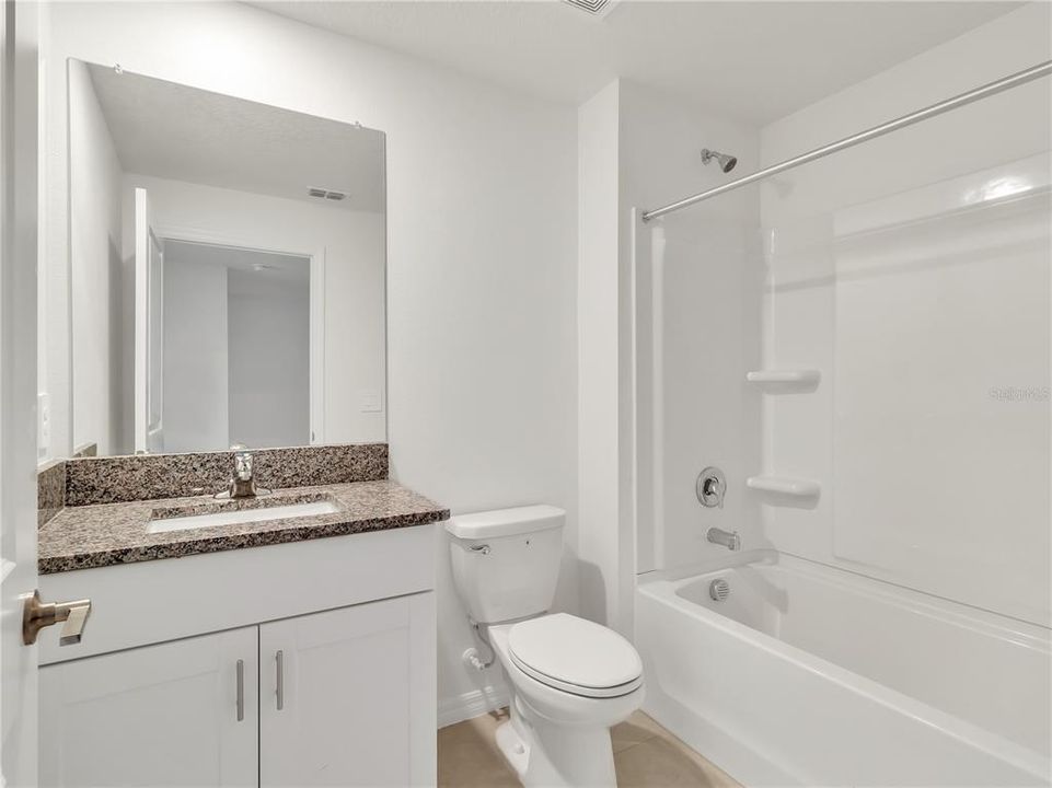 В аренду: $2,175 (3 спален, 2 ванн, 1666 Квадратных фут)