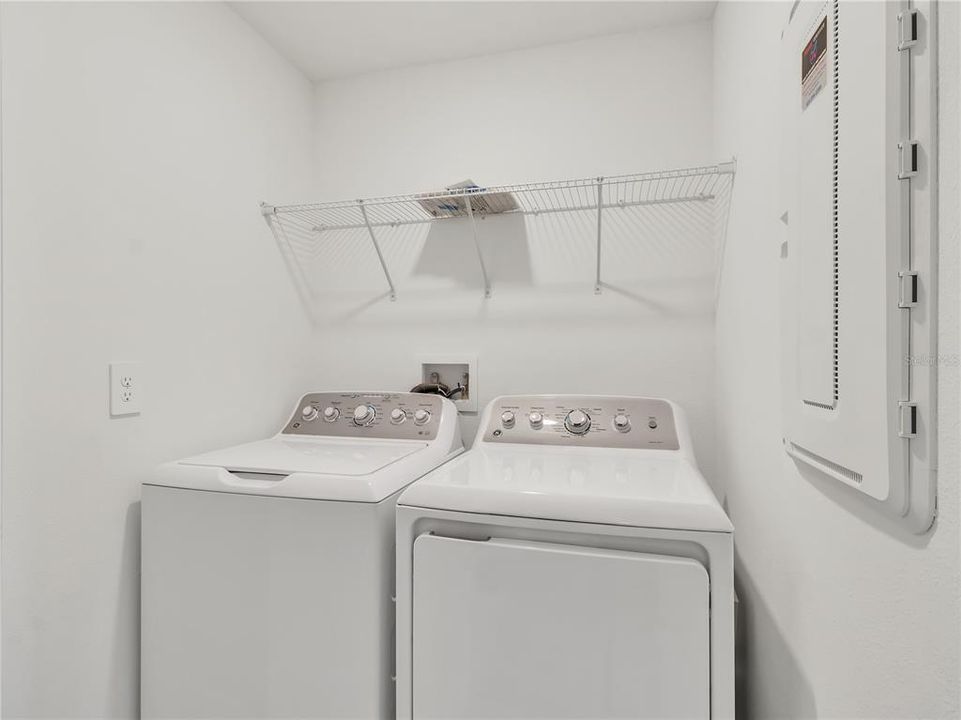 В аренду: $2,175 (3 спален, 2 ванн, 1666 Квадратных фут)