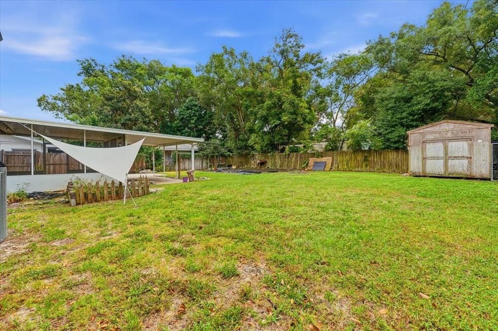 На продажу: $300,000 (4 спален, 2 ванн, 1824 Квадратных фут)