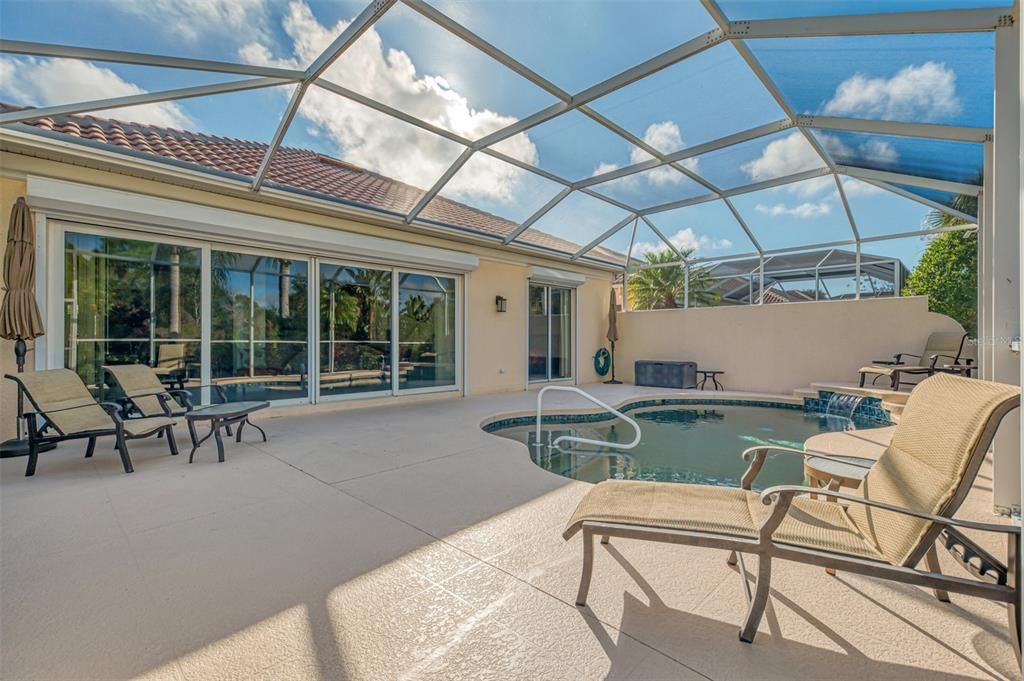 For Sale: $649,900 (3 beds, 2 baths, 2203 Square Feet)