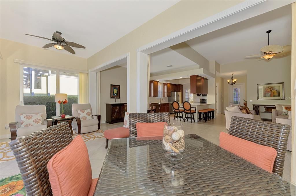 For Sale: $649,900 (3 beds, 2 baths, 2203 Square Feet)