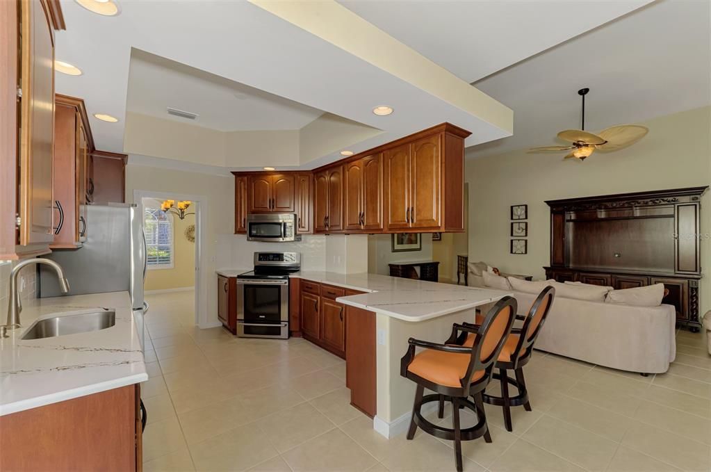 For Sale: $649,900 (3 beds, 2 baths, 2203 Square Feet)