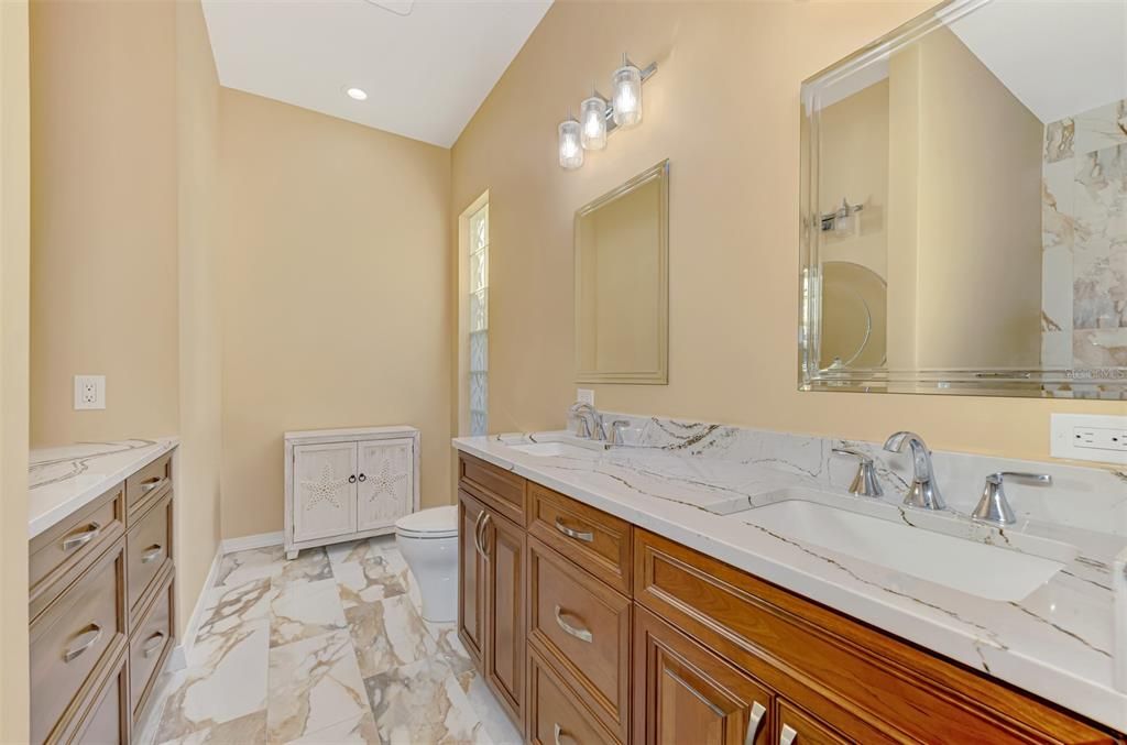 For Sale: $649,900 (3 beds, 2 baths, 2203 Square Feet)