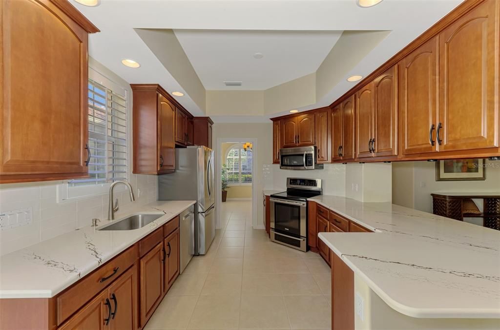 For Sale: $649,900 (3 beds, 2 baths, 2203 Square Feet)