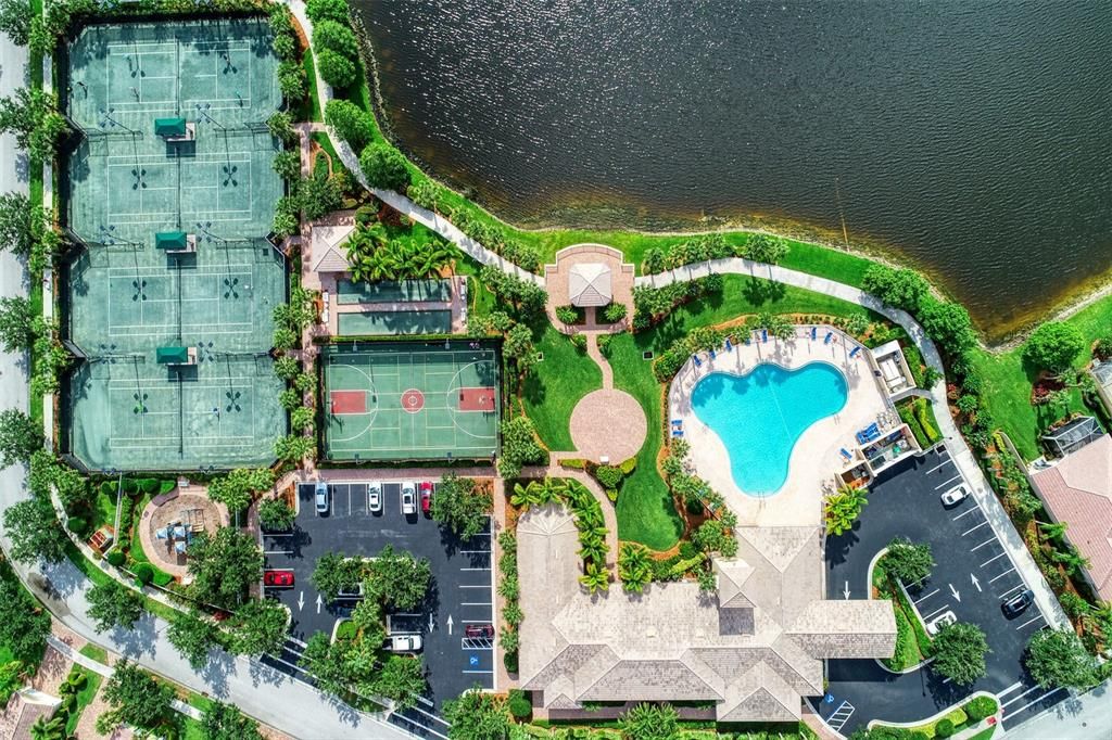 For Sale: $649,900 (3 beds, 2 baths, 2203 Square Feet)