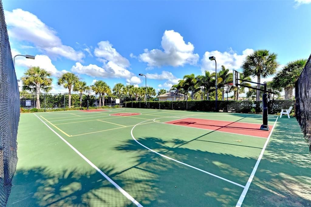 For Sale: $649,900 (3 beds, 2 baths, 2203 Square Feet)