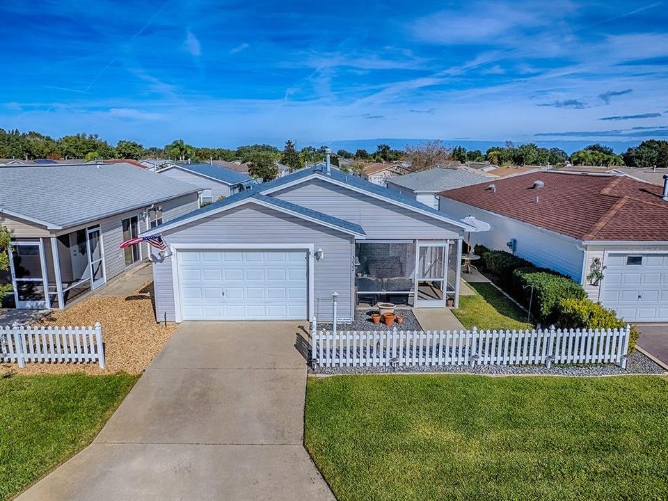 待售: $275,000 (2 贝兹, 2 浴室, 1156 平方英尺)