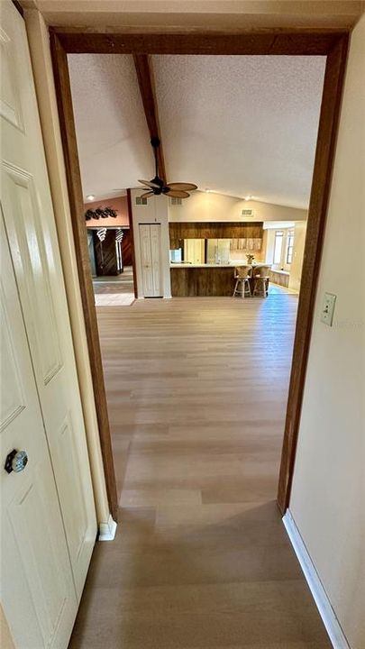 На продажу: $410,000 (3 спален, 2 ванн, 1875 Квадратных фут)