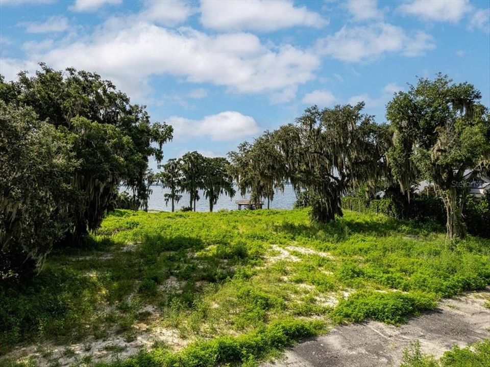 For Sale: $4,395,000 (1.00 acres)