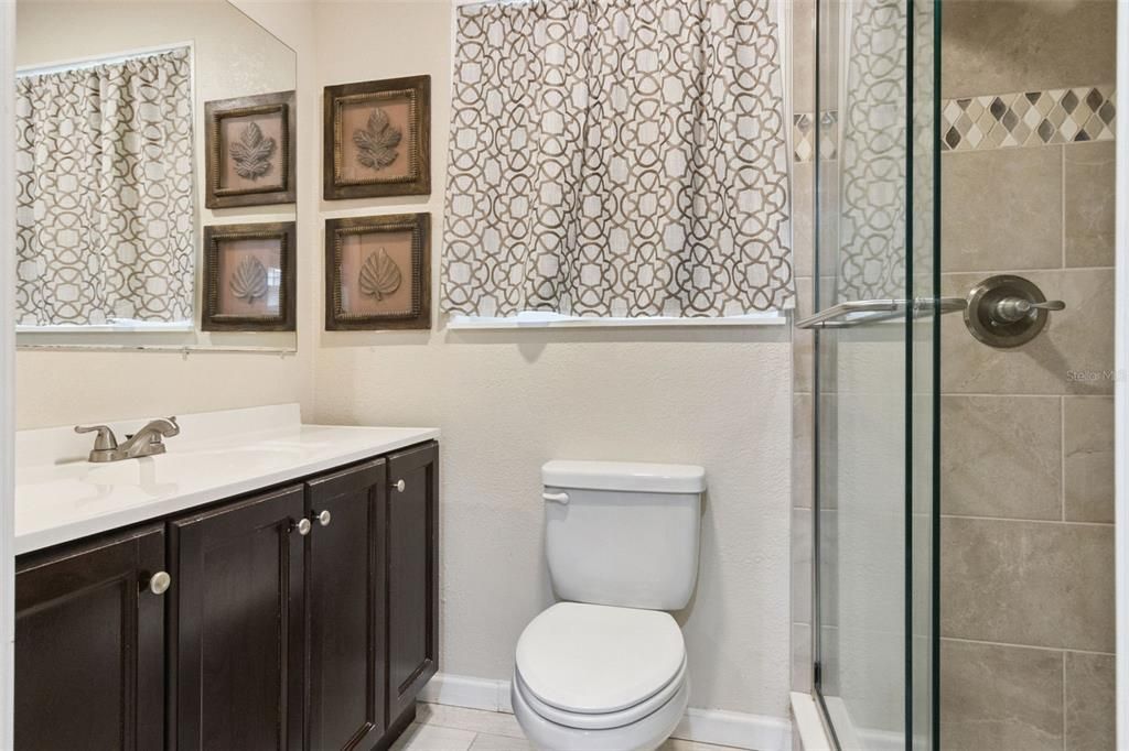 En Venta: $475,000 (4 camas, 2 baños, 1711 Pies cuadrados)