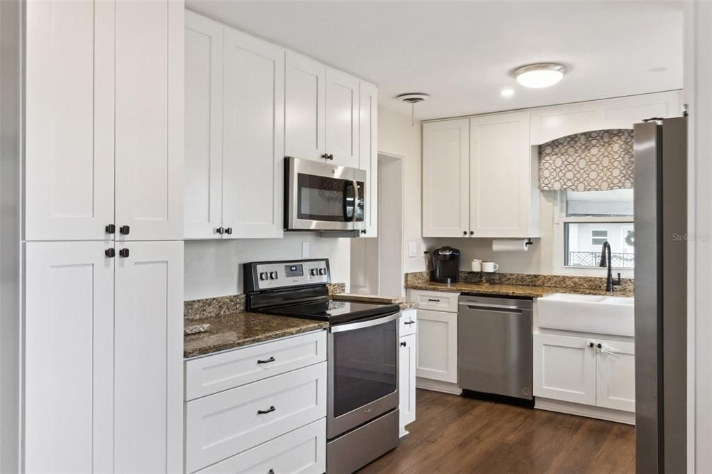 En Venta: $475,000 (4 camas, 2 baños, 1711 Pies cuadrados)