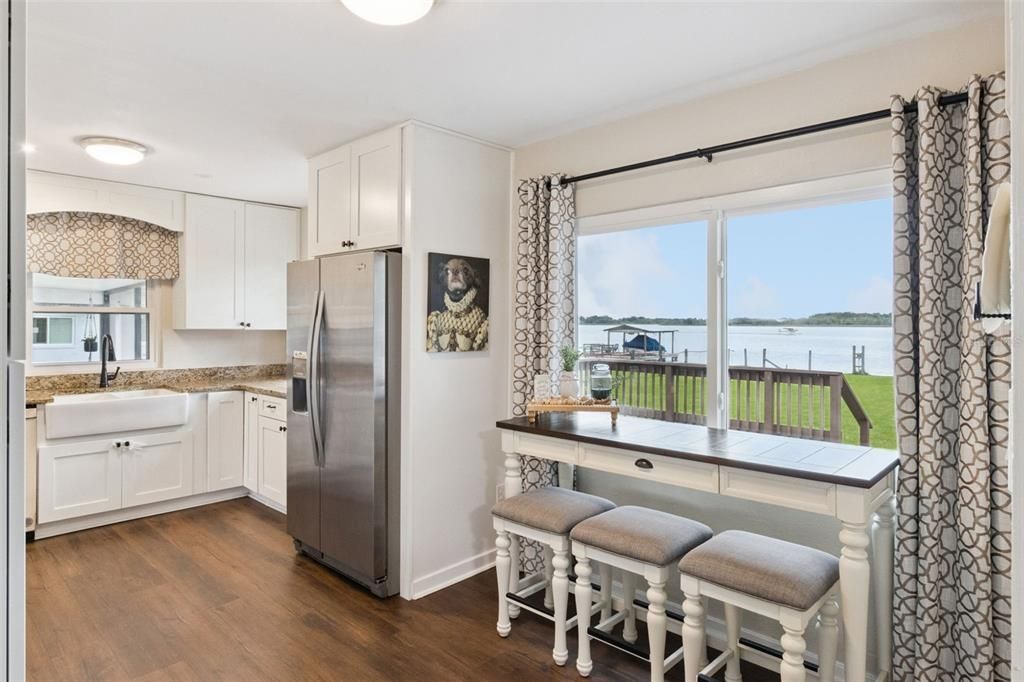 En Venta: $475,000 (4 camas, 2 baños, 1711 Pies cuadrados)