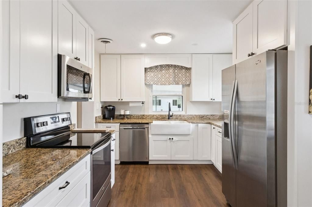 En Venta: $475,000 (4 camas, 2 baños, 1711 Pies cuadrados)