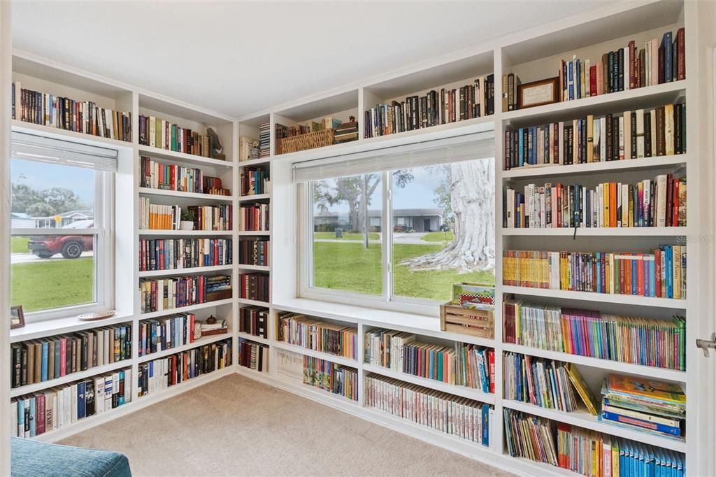 En Venta: $475,000 (4 camas, 2 baños, 1711 Pies cuadrados)