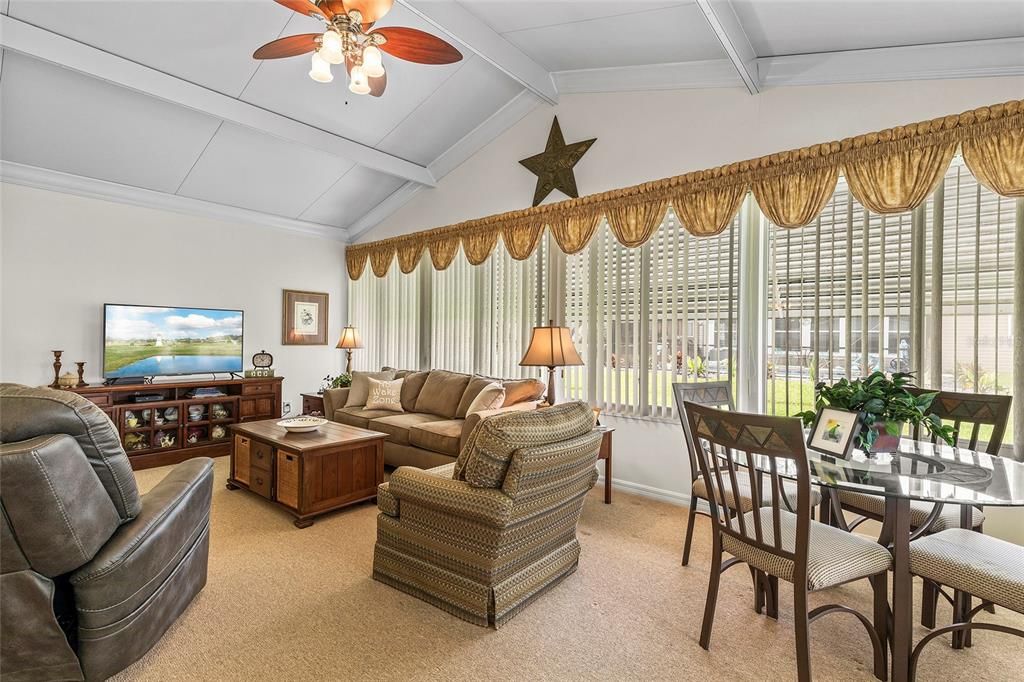 待售: $289,000 (3 贝兹, 2 浴室, 1758 平方英尺)