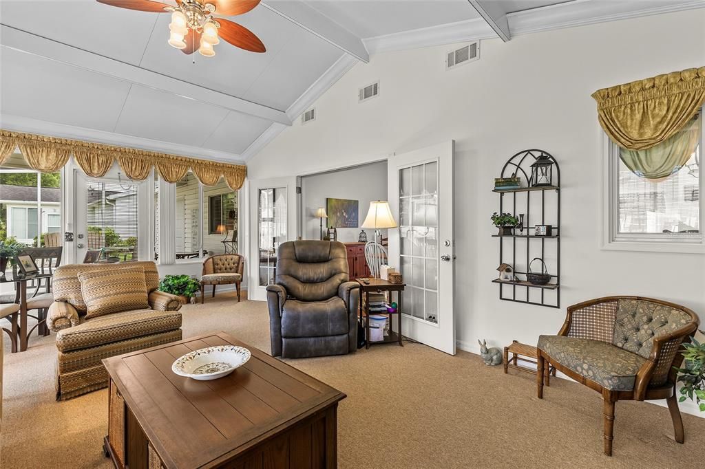 待售: $289,000 (3 贝兹, 2 浴室, 1758 平方英尺)