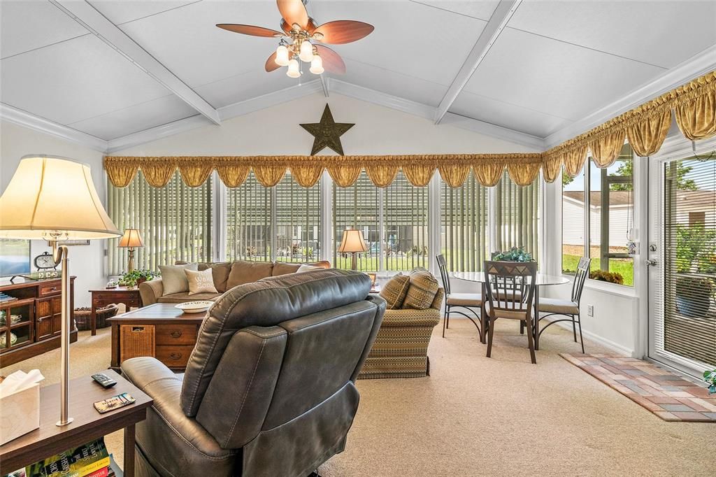 待售: $289,000 (3 贝兹, 2 浴室, 1758 平方英尺)