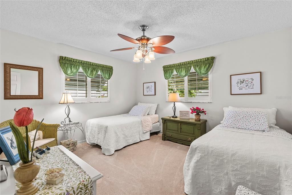 待售: $289,000 (3 贝兹, 2 浴室, 1758 平方英尺)