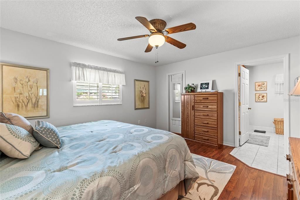 待售: $289,000 (3 贝兹, 2 浴室, 1758 平方英尺)