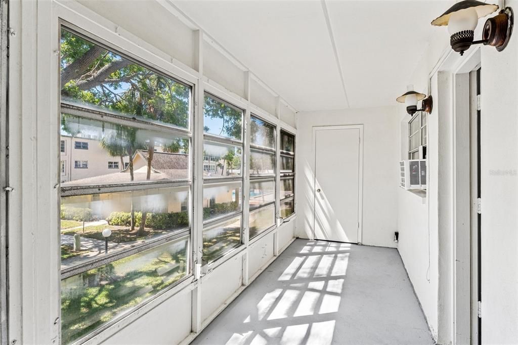 En Venta: $99,999 (2 camas, 1 baños, 1010 Pies cuadrados)