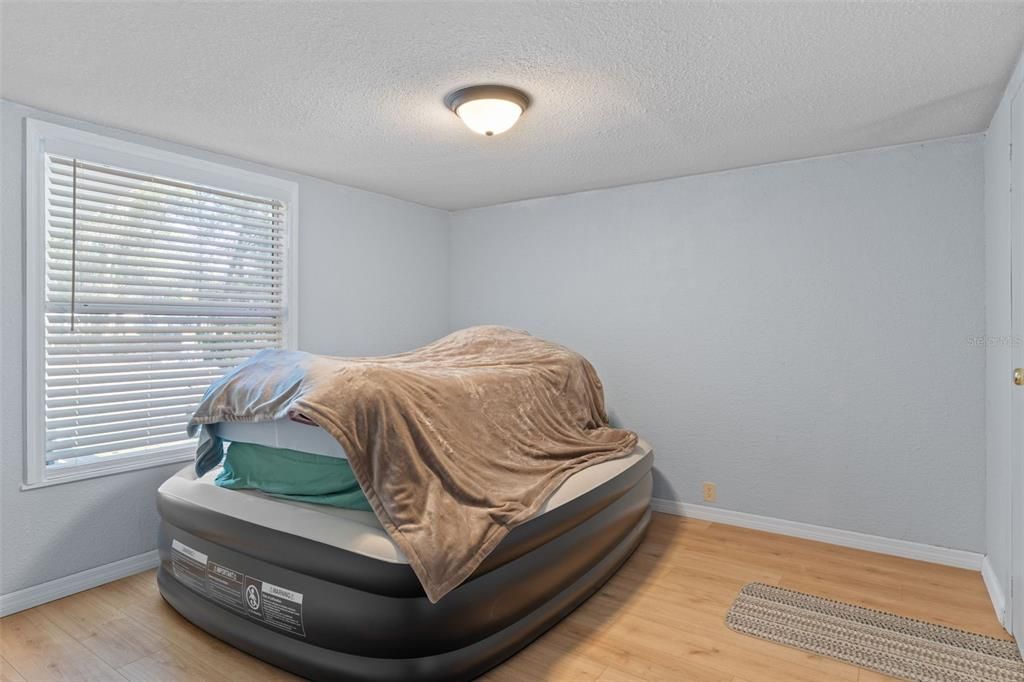 En Venta: $220,000 (3 camas, 2 baños, 1152 Pies cuadrados)