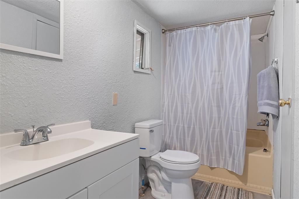 En Venta: $220,000 (3 camas, 2 baños, 1152 Pies cuadrados)