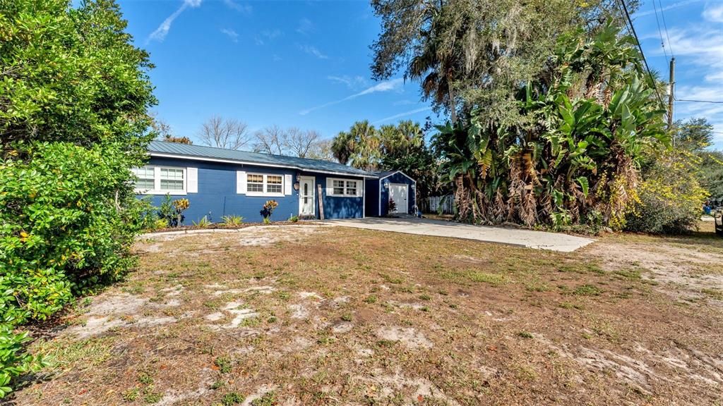 For Sale: $375,000 (2 beds, 1 baths, 1008 Square Feet)