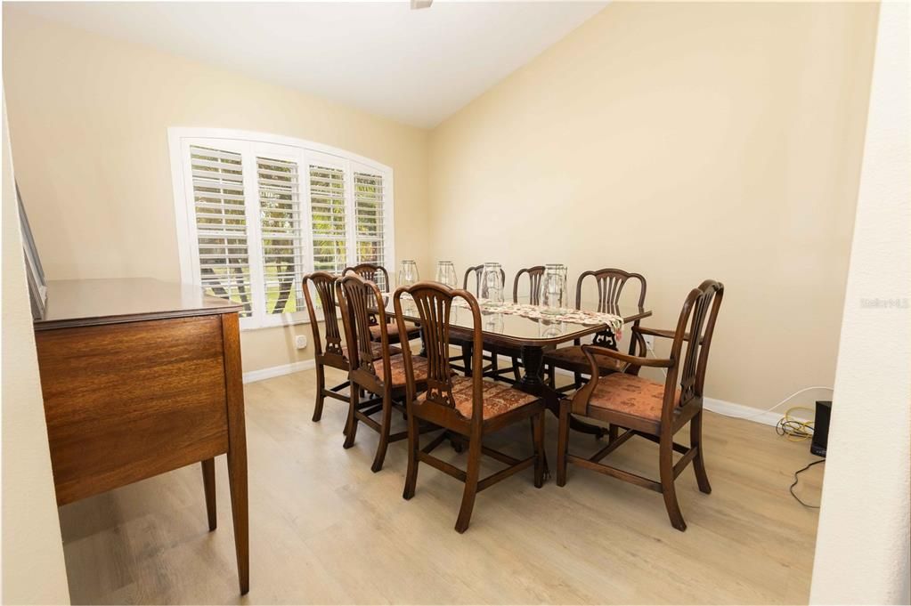 待售: $450,000 (3 贝兹, 2 浴室, 1954 平方英尺)