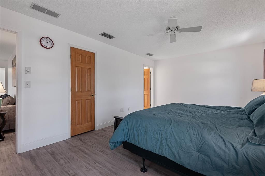 For Sale: $675,000 (3 beds, 2 baths, 2224 Square Feet)