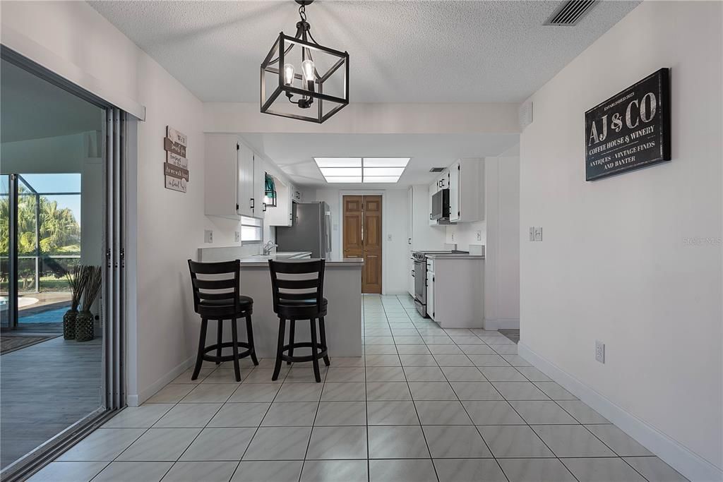 For Sale: $675,000 (3 beds, 2 baths, 2224 Square Feet)