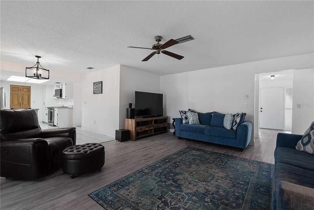 For Sale: $675,000 (3 beds, 2 baths, 2224 Square Feet)