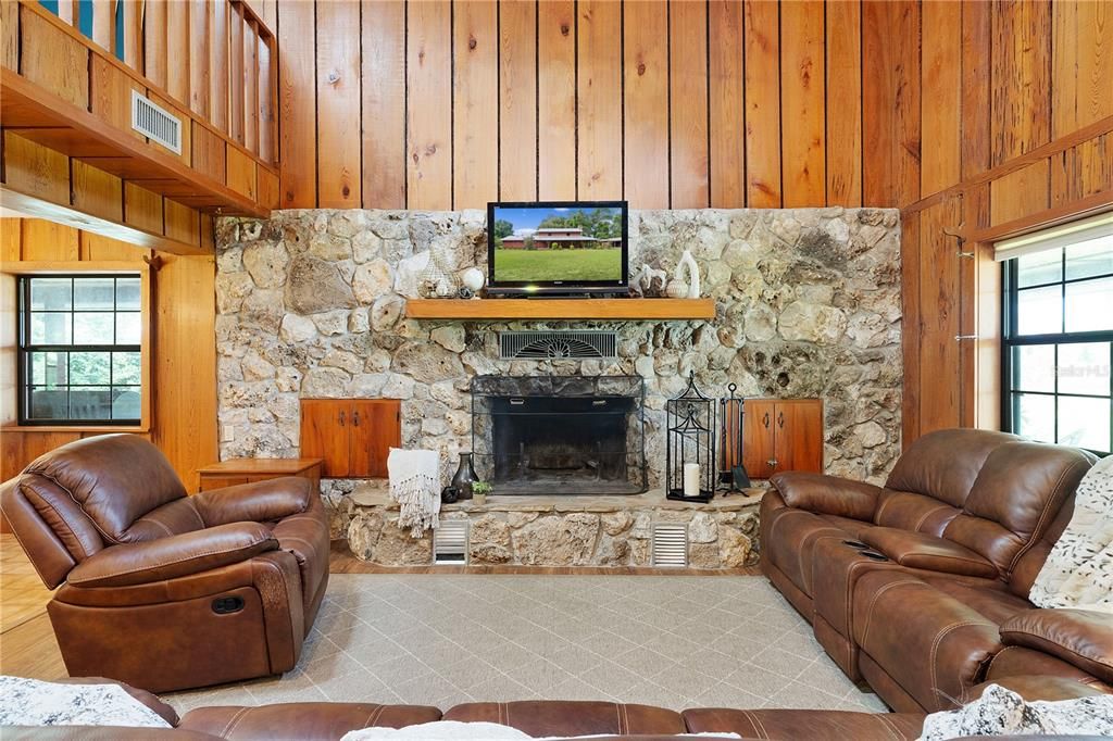 出租: $2,599 (3 贝兹, 2 浴室, 2708 平方英尺)