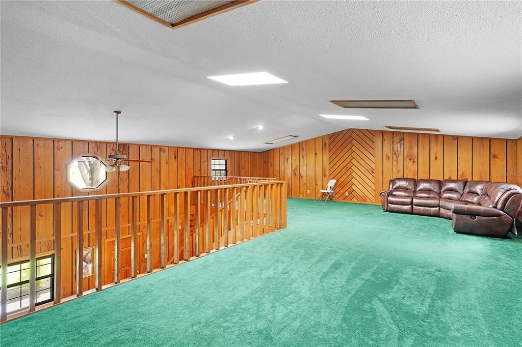 出租: $2,599 (3 贝兹, 2 浴室, 2708 平方英尺)