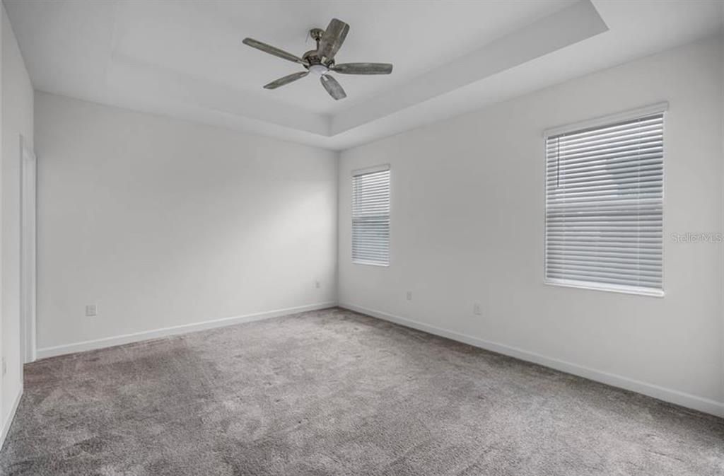 For Rent: $2,700 (4 beds, 3 baths, 2077 Square Feet)