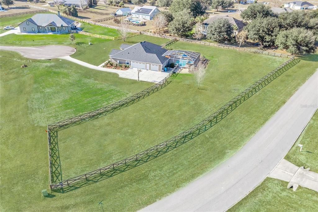 待售: $599,000 (4 贝兹, 2 浴室, 2323 平方英尺)