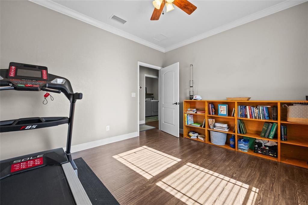 待售: $599,000 (4 贝兹, 2 浴室, 2323 平方英尺)