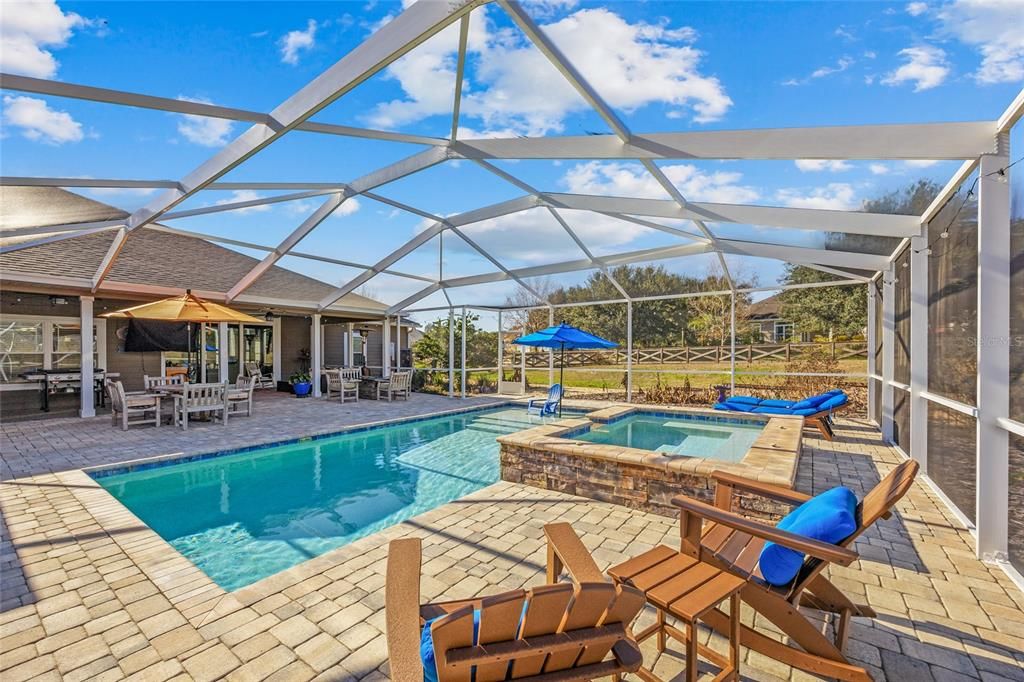 待售: $599,000 (4 贝兹, 2 浴室, 2323 平方英尺)