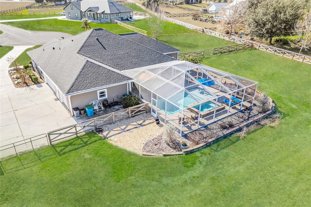 待售: $599,000 (4 贝兹, 2 浴室, 2323 平方英尺)