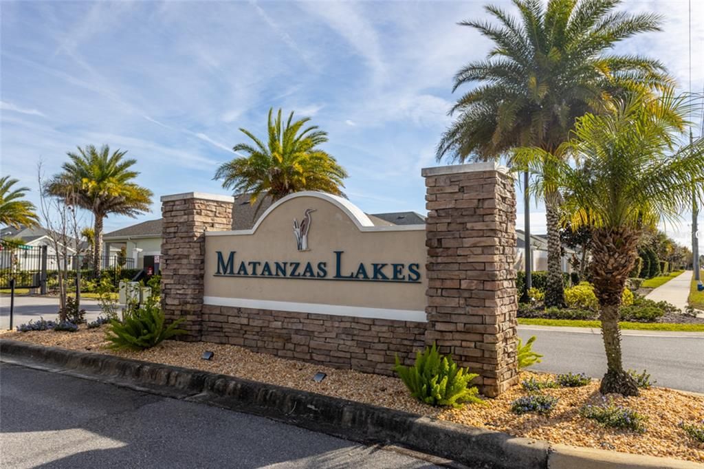 For Sale: $439,900 (3 beds, 2 baths, 1905 Square Feet)