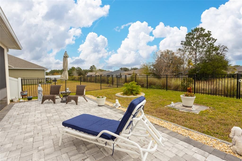 For Sale: $439,900 (3 beds, 2 baths, 1905 Square Feet)