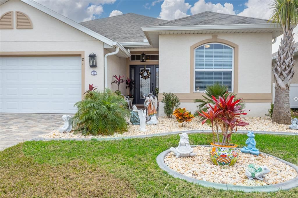 For Sale: $439,900 (3 beds, 2 baths, 1905 Square Feet)