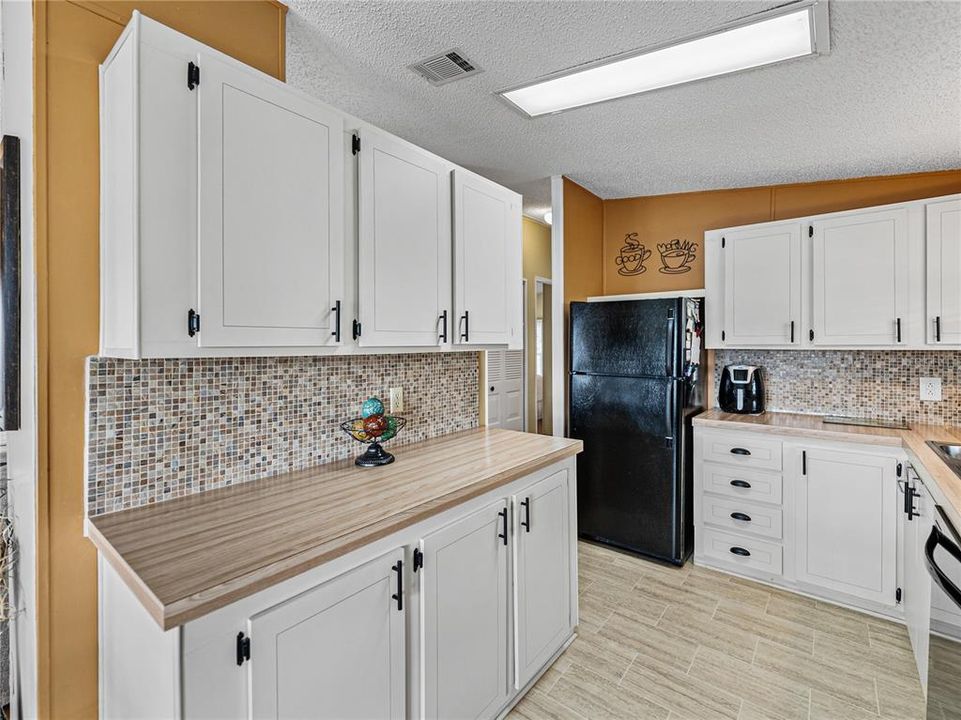 En Venta: $152,500 (2 camas, 2 baños, 864 Pies cuadrados)