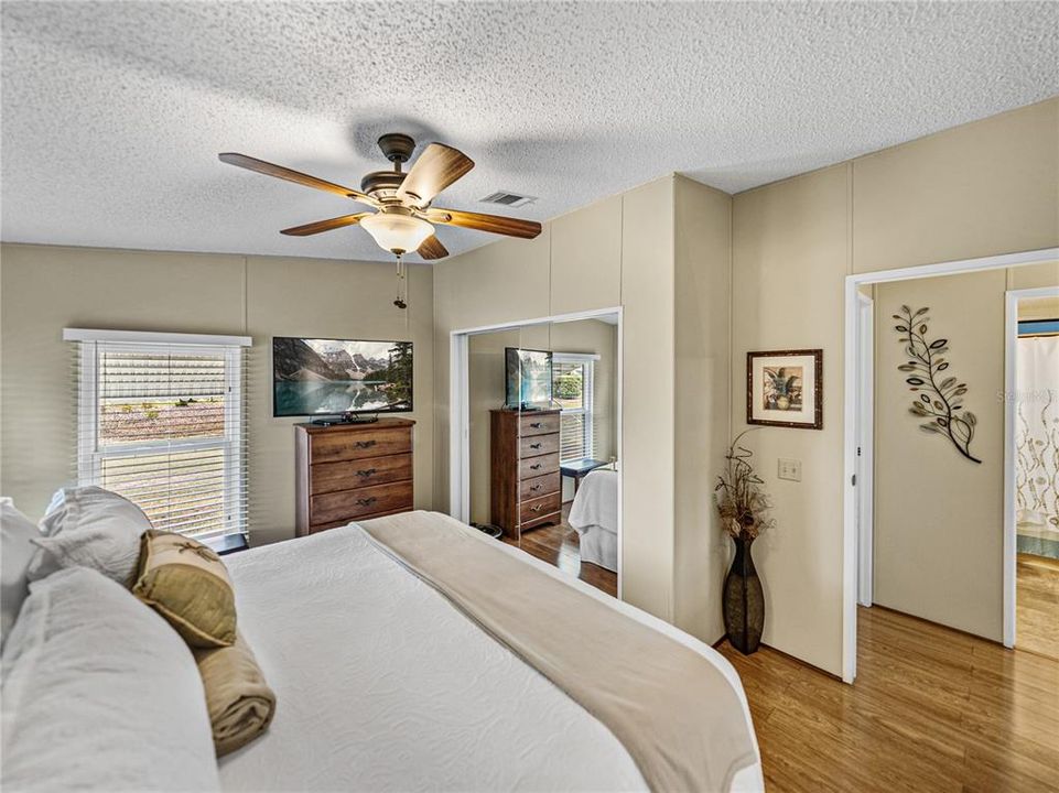 En Venta: $152,500 (2 camas, 2 baños, 864 Pies cuadrados)