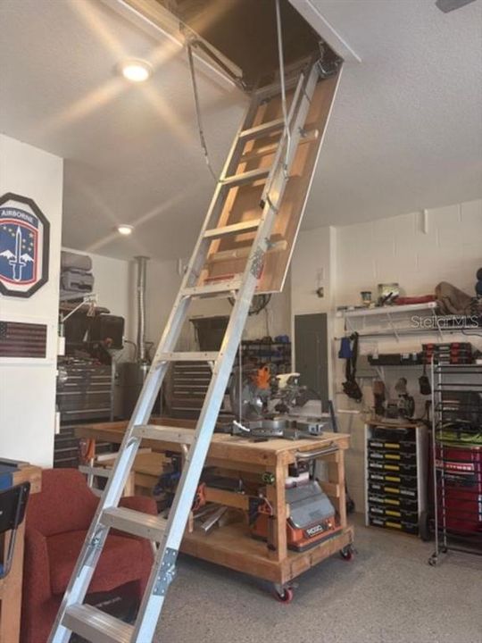 For Sale: $429,919 (2 beds, 2 baths, 2369 Square Feet)