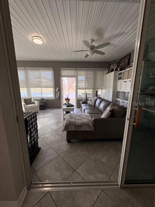 For Sale: $429,919 (2 beds, 2 baths, 2369 Square Feet)