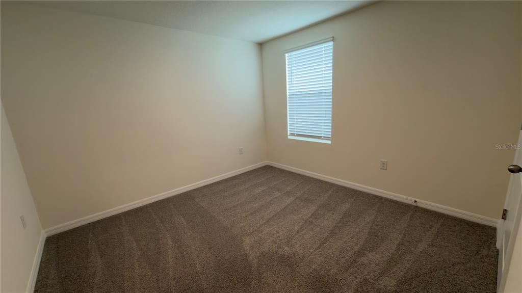 出租: $2,500 (5 贝兹, 3 浴室, 2481 平方英尺)