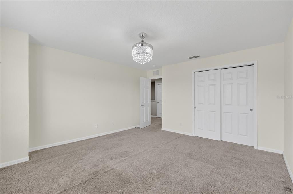 На продажу: $530,000 (5 спален, 3 ванн, 2677 Квадратных фут)