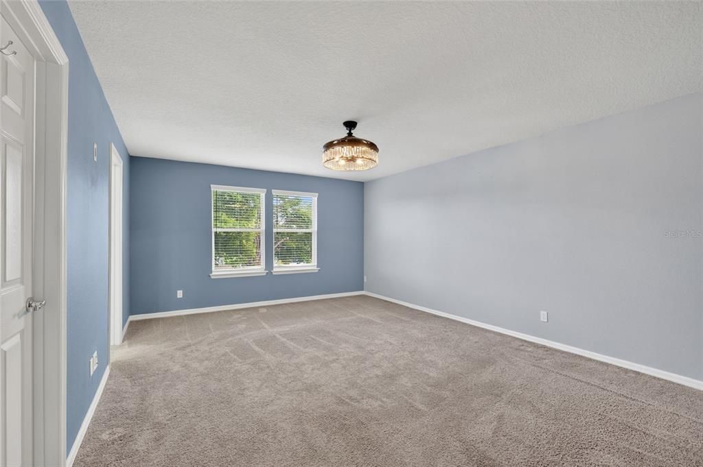 На продажу: $530,000 (5 спален, 3 ванн, 2677 Квадратных фут)