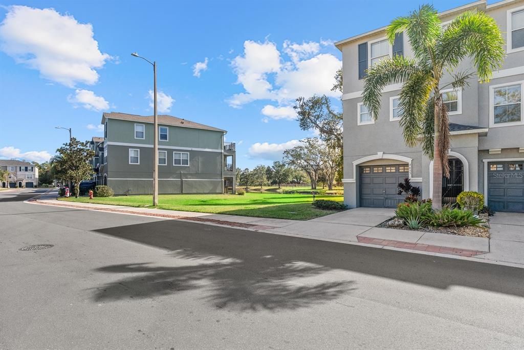 En Venta: $400,000 (3 camas, 2 baños, 1572 Pies cuadrados)